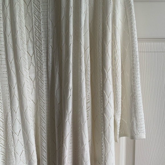 NY Collection Cardigan EUC. - Picture 3 of 7